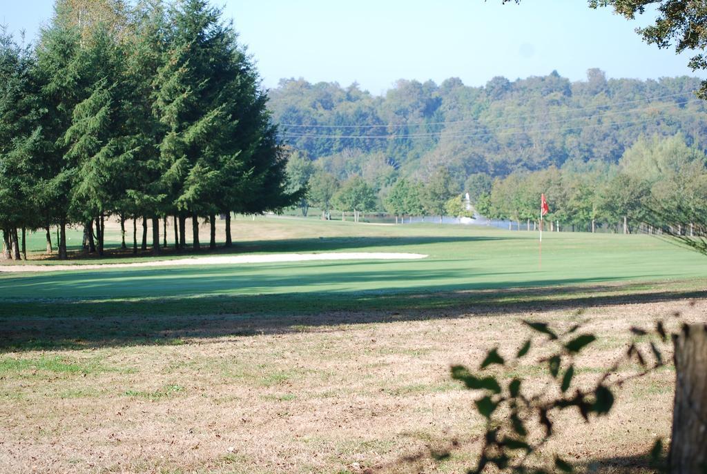 Hotel Golf De Saint Junien Zewnętrze zdjęcie